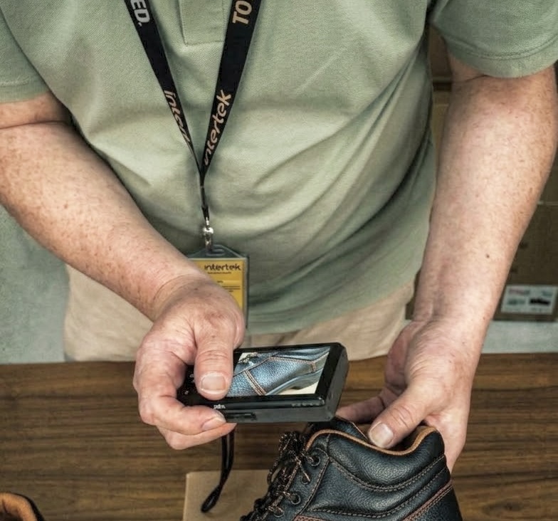 Inspecting safety footwear quality